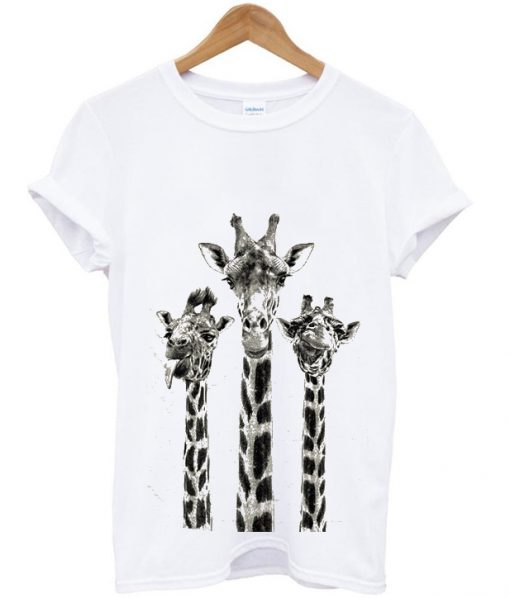 giraffe t-shirt
