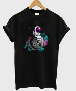 spaceman moon t-shirt