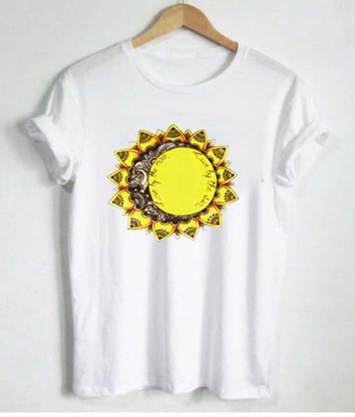 love by the moon live by the sun T Shirt